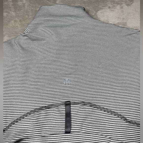 Lululemon Define Tonka Stripe Heathered Slate White Full Zip Athletic Jacket 10 - Picture 15 of 16